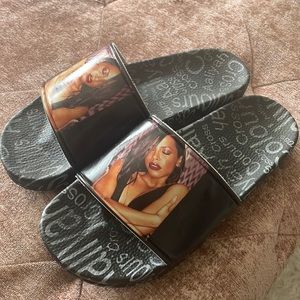 Aaliyah graphic slides
